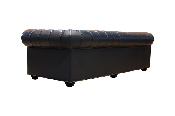 Chesterfield Sofa aus Leder mit Holzbeinen | Modell GYMA G